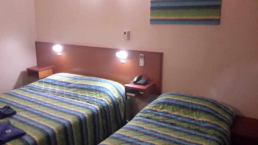 Herbert Valley Motel Ingham Δωμάτιο φωτογραφία